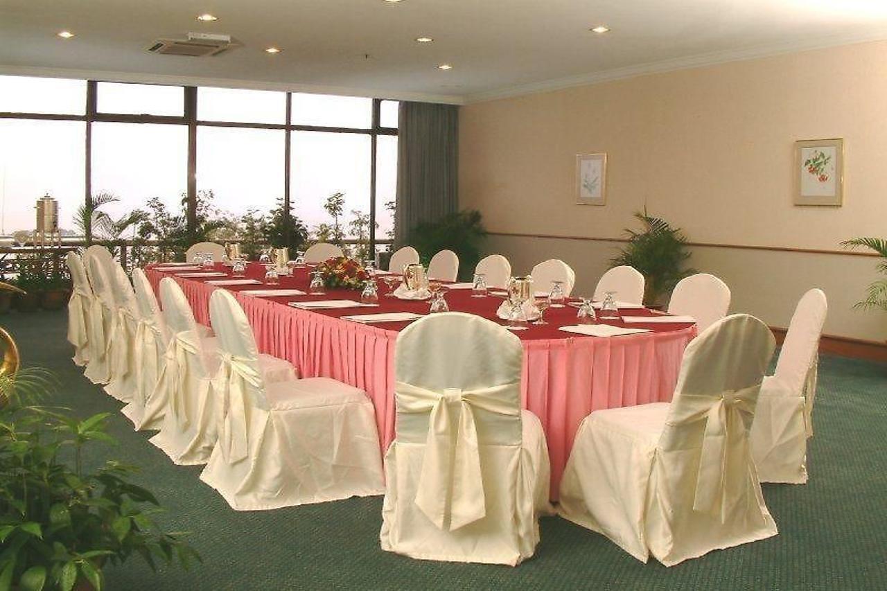 M Social Resort Penang ทานจุงบุงาห์ ภายนอก รูปภาพ